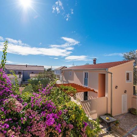 Apartments Jadranka Привлака Екстериор снимка