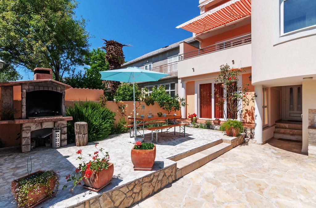 Apartments Jadranka Привлака Екстериор снимка