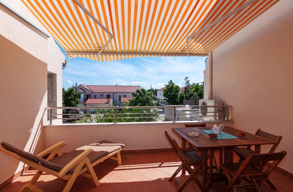 Apartments Jadranka Привлака Екстериор снимка