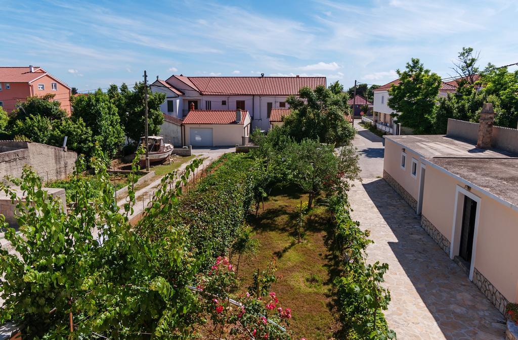 Apartments Jadranka Привлака Екстериор снимка