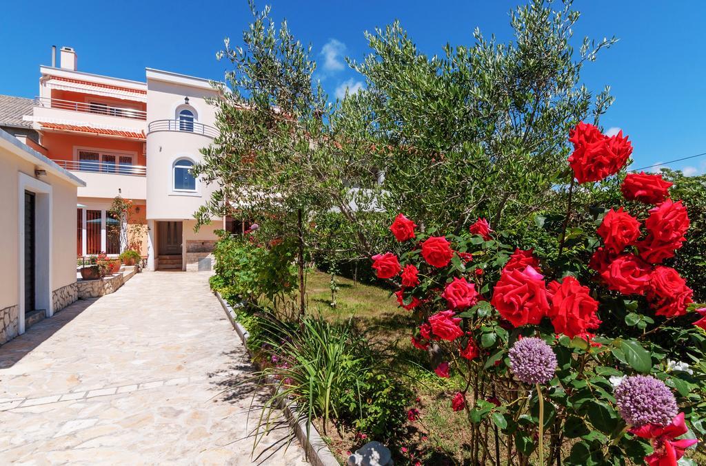 Apartments Jadranka Привлака Екстериор снимка