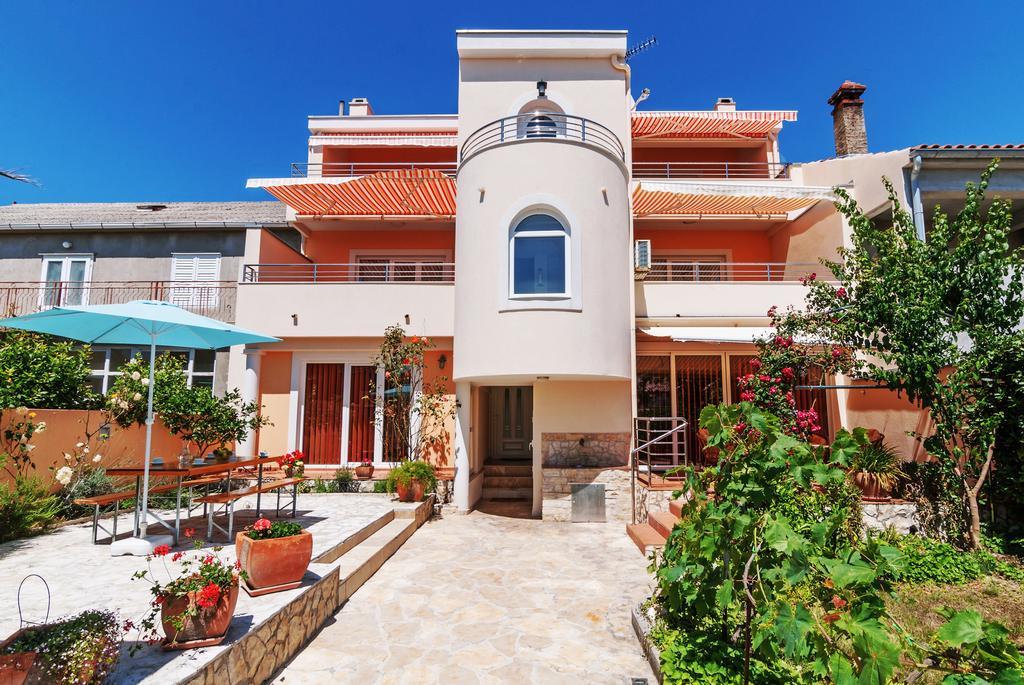 Apartments Jadranka Привлака Екстериор снимка