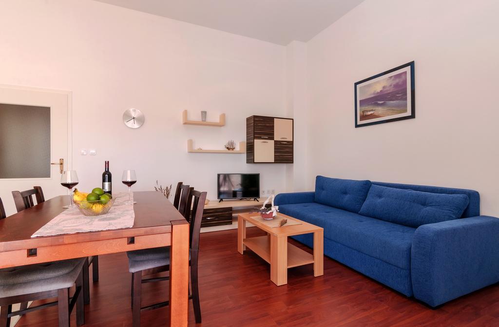 Apartments Jadranka Привлака Екстериор снимка