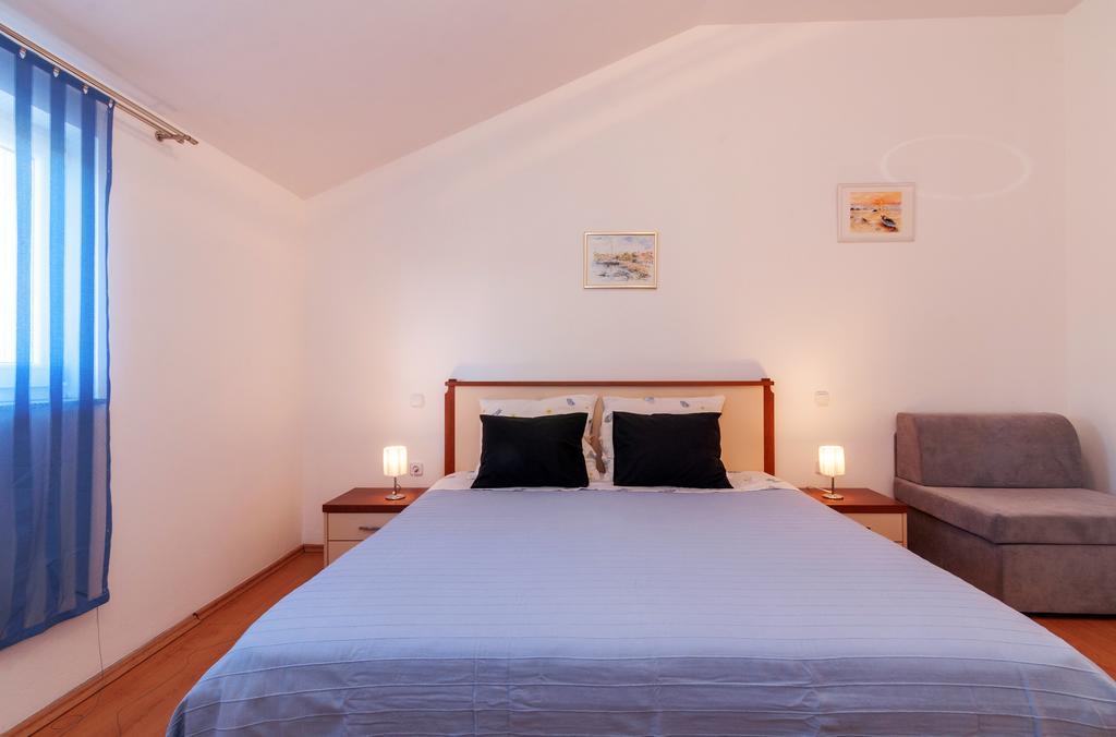 Apartments Jadranka Привлака Екстериор снимка